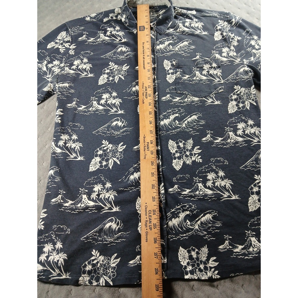 Tailor Vintage Mens XL Hawaiian Shirt Navy Blue Wave Palm Tree Volcano Print S/S - Picture 3 of 6